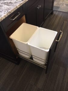 custom-trash-pullout